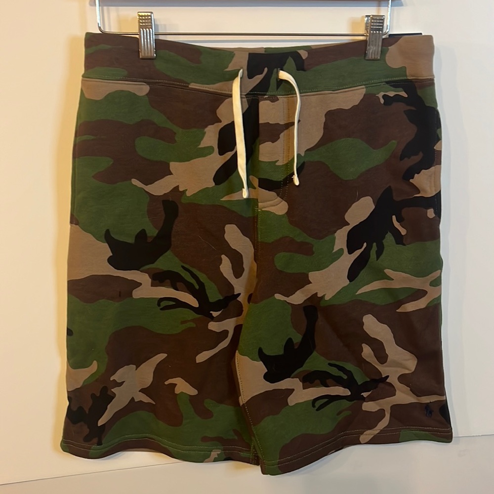 Ralph Lauren POLO Camo fleece shorts XL (18-20)